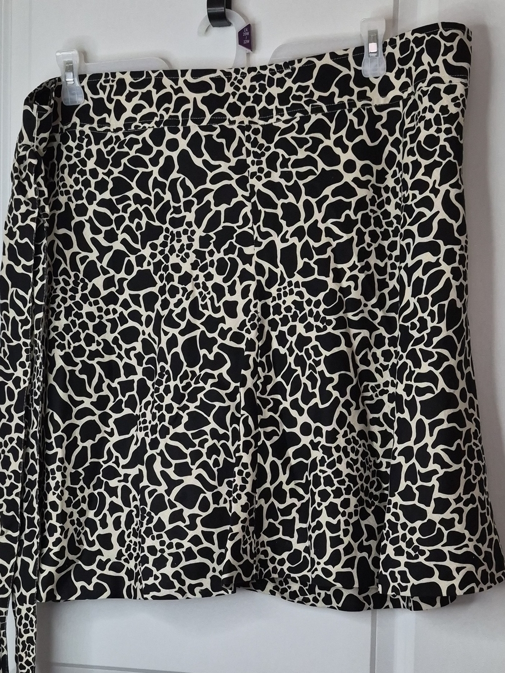 Merona Black & Cream Printed A-Line Skirt with Tie 100% Linen Size 18